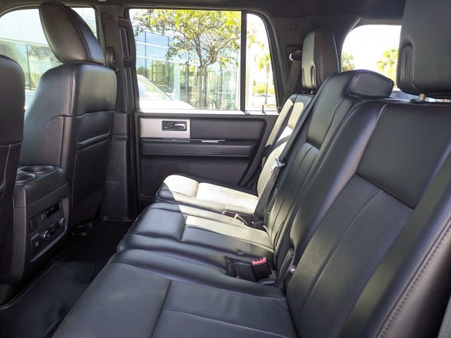 Used 2015 Ford Expedition XLT w/ Equipment Group 202A AWD/4WD image 14