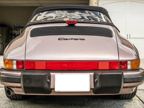 Used 1988 Porsche 911 Carrera RWD image 15