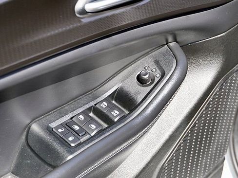 Certified 2023 Jeep Grand Cherokee L Laredo RWD image 24
