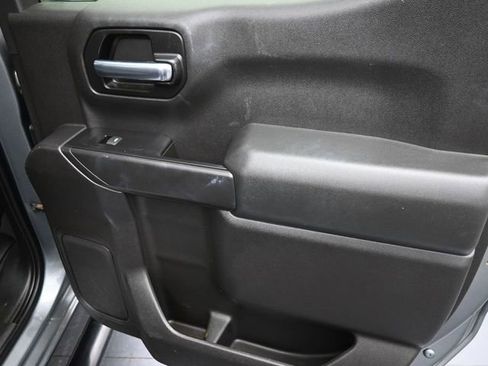 Used 2019 Chevrolet Silverado 1500 Custom Trail Boss w/ Custom Convenience Package image 34