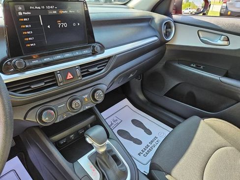 Used 2023 Kia Forte LXS w/ LXS Technology Package FWD image 22