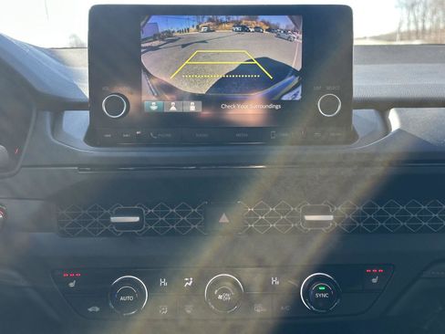 Used 2023 Honda Accord EX image 19