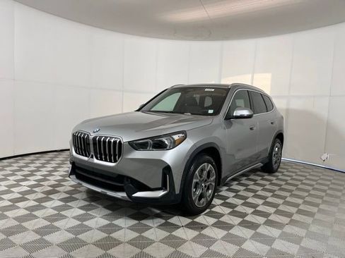 Used 2026 BMW X1 xDrive28i w/ Technology Package AWD/4WD image 3
