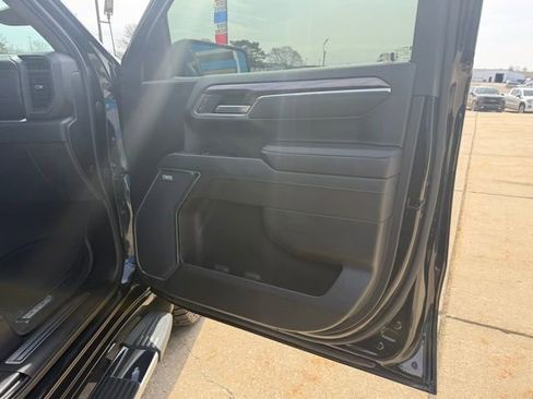 Certified 2023 Chevrolet Silverado 1500 LTZ w/ Technology Package image 38