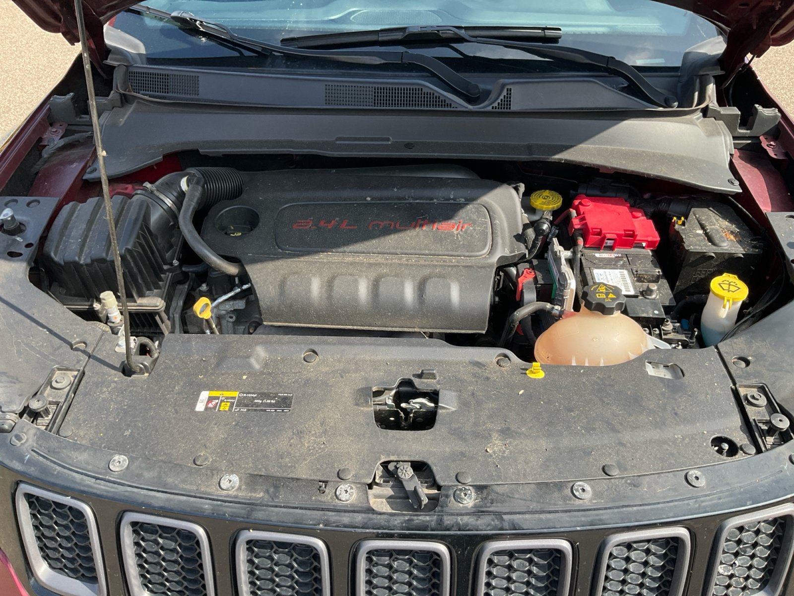Used 2021 Jeep Compass Latitude w/ Sun and Sound Group AWD/4WD image 29