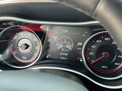 Used 2017 Dodge Charger R/T RWD image 17