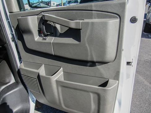New 2025 Chevrolet Express 3500 w/ Power Convenience Package image 14
