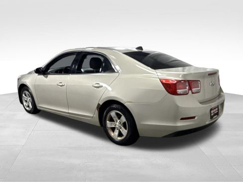 Used 2014 Chevrolet Malibu LS FWD image 9