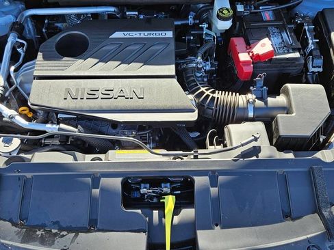 Used 2025 Nissan Rogue SV AWD/4WD image 19