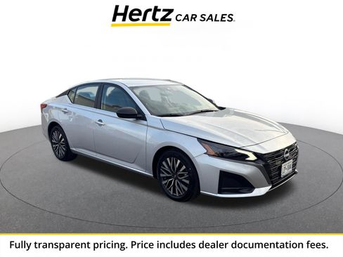 Used 2026 Nissan Altima 2.5 SV FWD image 1