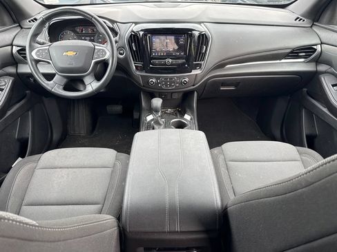 Used 2023 Chevrolet Traverse LT FWD image 11