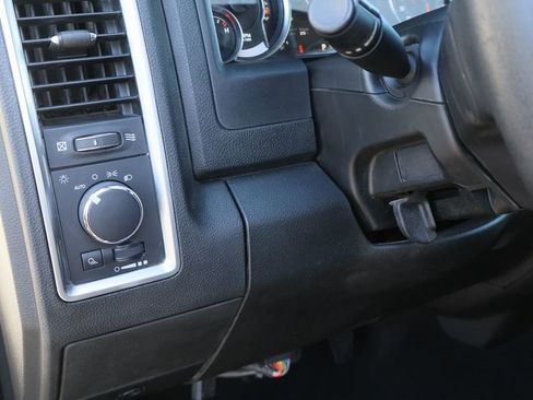 Used 2022 RAM 1500 Classic SLT w/ Electronics Group AWD/4WD image 12