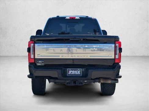 Used 2024 Ford F350 Platinum w/ FX4 Off-Road Package image 6