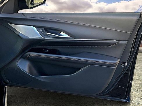 Certified 2022 Cadillac CT4 Sport w/ LPO, ONYX Package image 28