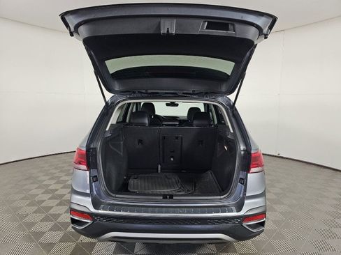 Used 2023 Volkswagen Taos SE image 15