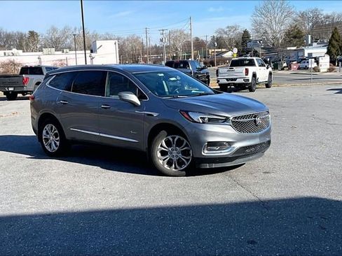 Used 2019 Buick Enclave Avenir w/ Avenir Technology Package image 2