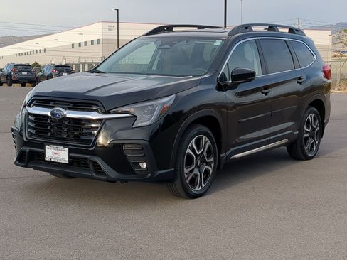 Used 2024 Subaru Ascent Limited w/ Technology Package image 8