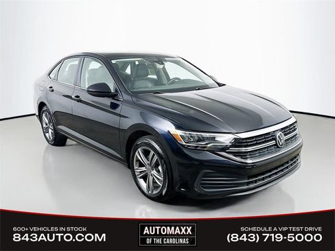 Used 2024 Volkswagen Jetta SE FWD image 1