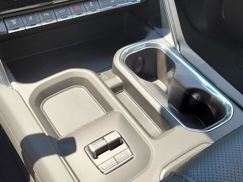 New 2025 GMC Sierra 2500 Denali w/ Technology Package image 37