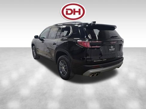 Used 2025 GMC Acadia Elevation image 9
