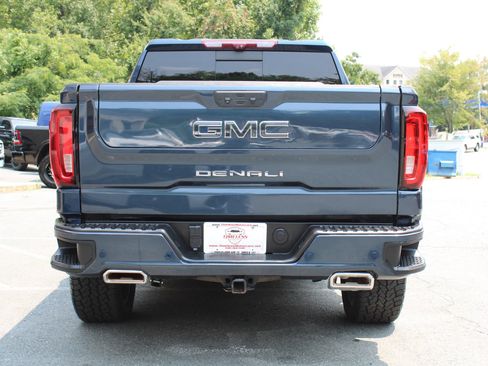 Used 2022 GMC Sierra 1500 Denali Ultimate AWD/4WD image 6