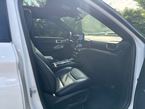 Used 2021 Ford Explorer ST w/ Equipment Group 401A AWD/4WD image 38