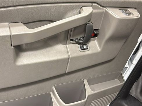 New 2025 Chevrolet Express 3500 w/ Power Convenience Package image 10