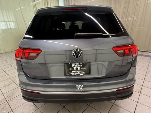 Used 2024 Volkswagen Tiguan SE image 6