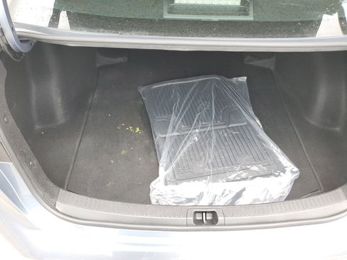 Used 2024 Toyota Corolla LE image 13