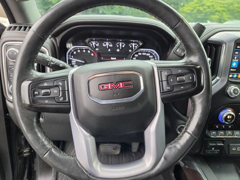 Used 2019 GMC Sierra 1500 SLT w/ SLT Premium Plus Package AWD/4WD image 15