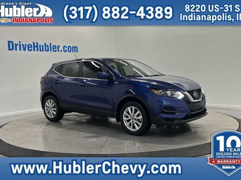 Used 2022 Nissan Rogue Sport S image 1