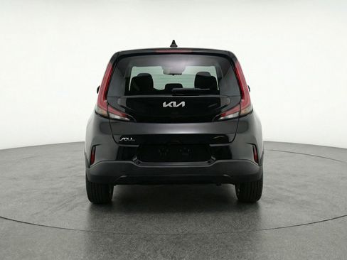 Used 2025 Kia Soul LX w/ LX Technology Package image 7