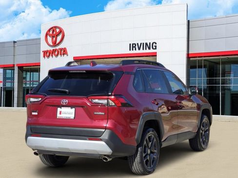 Used 2023 Toyota RAV4 Adventure image 4