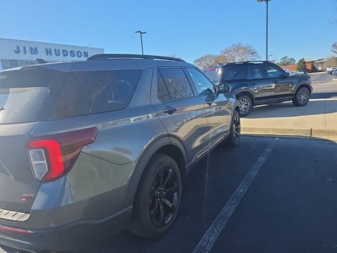 Used 2023 Ford Explorer ST w/ Equipment Group 401A image 9