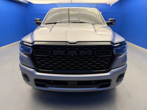 Used 2025 RAM 1500 Big Horn AWD/4WD image 3