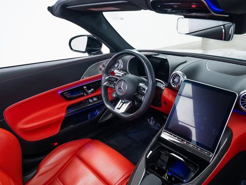 Used 2022 Mercedes-Benz SL 63 AMG 4MATIC image 12