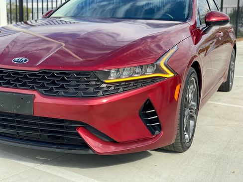 Used 2021 Kia K5 EX image 3