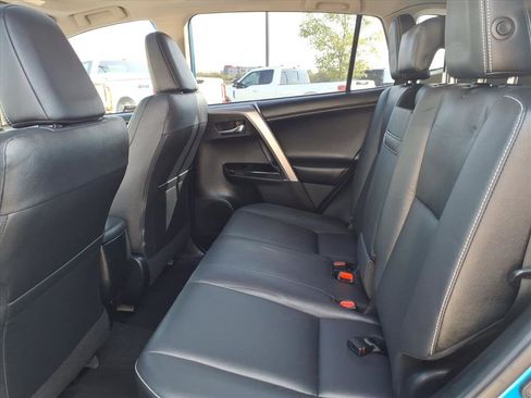 Used 2016 Toyota RAV4 Limited w/ Advanced Technology Package image 13