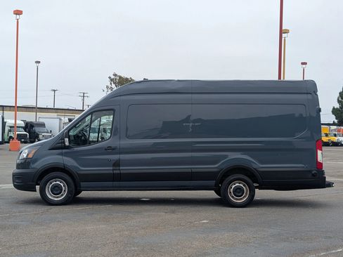 Used 2020 Ford Transit 250 148 High Roof Extended RWD image 4