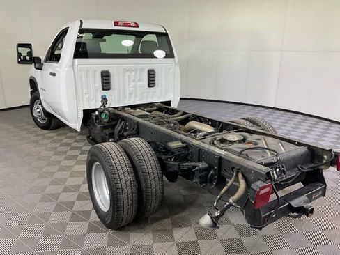 Used 2024 Chevrolet Silverado 3500 W/T image 34