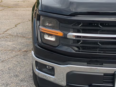 New 2026 Ford F150 XLT w/ Equipment Group 302A MID AWD/4WD image 8
