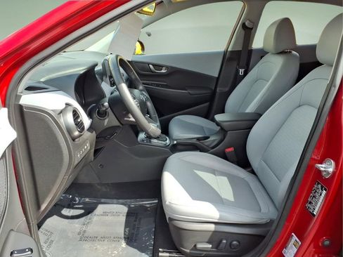 Used 2021 Hyundai Kona Ultimate w/ Cargo Package AWD/4WD image 4