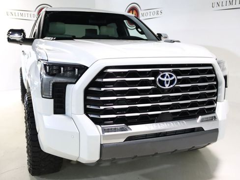 Used 2024 Toyota Tundra Capstone AWD/4WD image 27