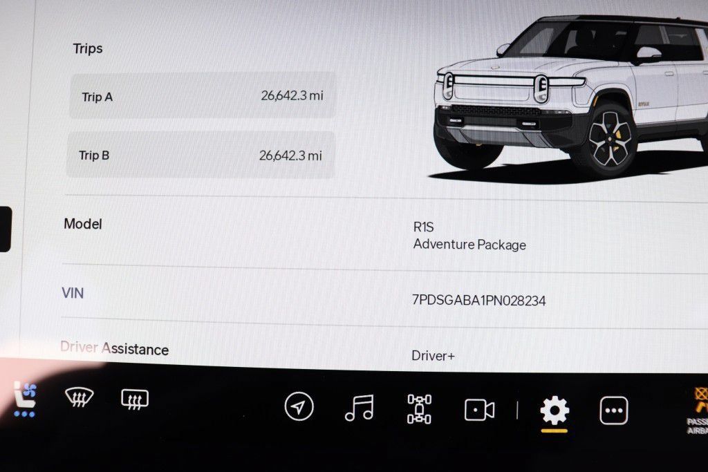 Used 2023 Rivian R1S Adventure Quad AWD/4WD image 45