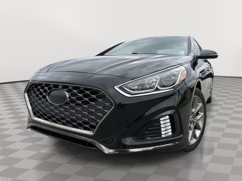 Used 2018 Hyundai Sonata Sport w/ Cargo Package FWD image 1