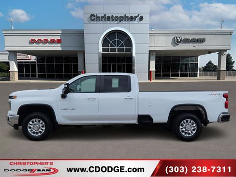 Used 2025 Chevrolet Silverado 3500 LT w/ Safety Package AWD/4WD image 6