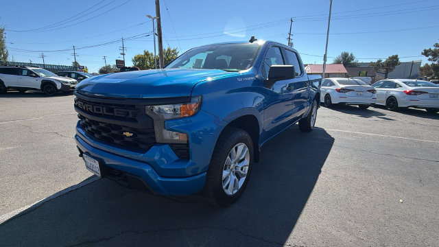 Used 2022 Chevrolet Silverado 1500 Custom AWD/4WD image 1