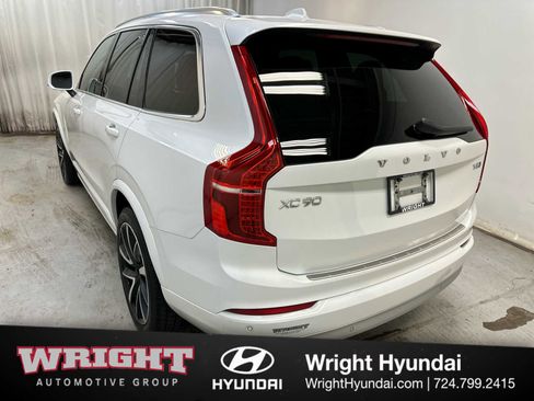 Used 2022 Volvo XC90 T6 Momentum w/ Advanced Package image 4