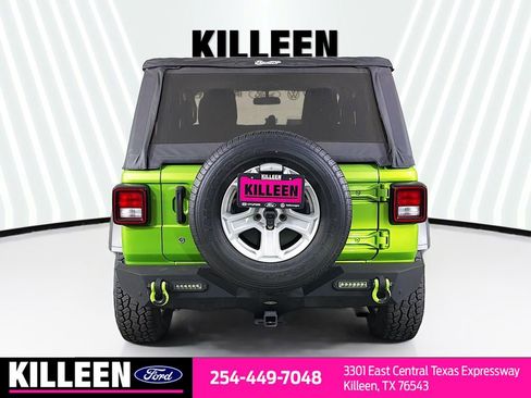 Used 2018 Jeep Wrangler Sport AWD/4WD image 7