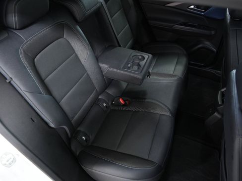 Used 2024 Chevrolet Equinox EV LT w/ LPO, Trailering Package FWD image 19
